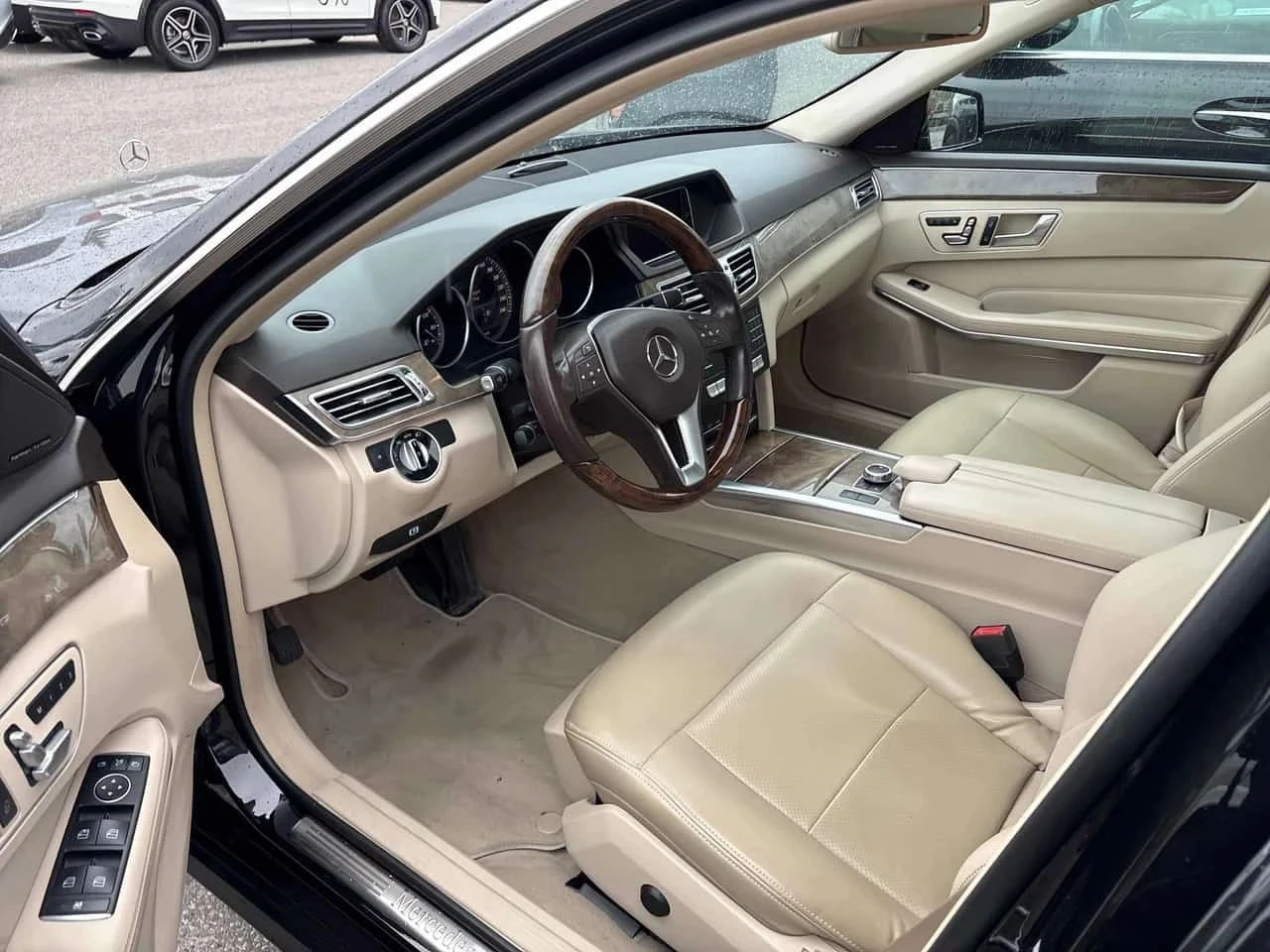 Mercedes-Benz E 300, снимка 7 - Автомобили и джипове - 56732287