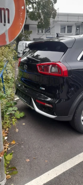 Kia Niro Vision + - 90 000 км, снимка 7