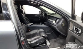 Volvo XC60 T8 R-Design, снимка 11