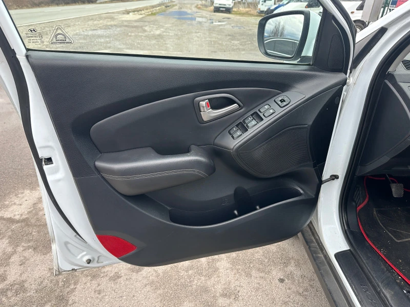 Hyundai IX35 1.7 CRDI EURO 5, снимка 13 - Автомобили и джипове - 46356265