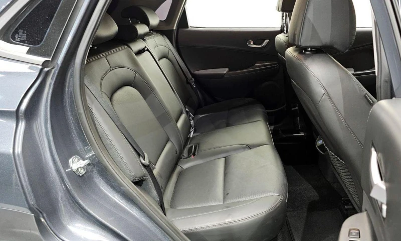 Hyundai Kona Gasoline 1.6 Turbo 2WD Modern, снимка 12 - Автомобили и джипове - 52112883