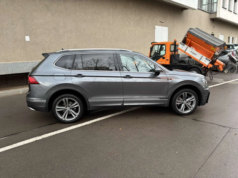 VW Tiguan Allspace LWB R-Line 2.0TDI 4MOTION BMT, снимка 3 - Автомобили и джипове - 52826354