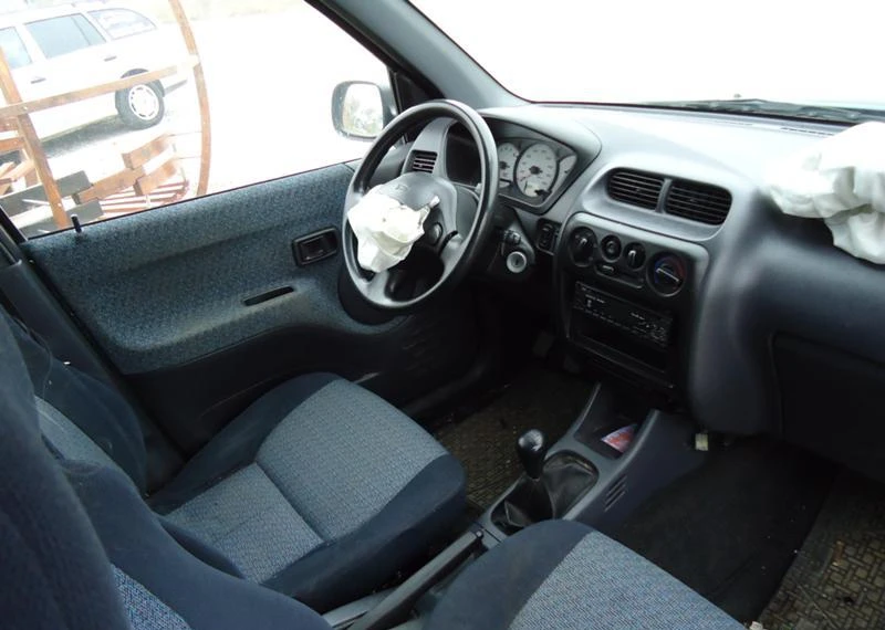 Daihatsu Terios 1.3 16V 4X4, снимка 6 - Автомобили и джипове - 4369894