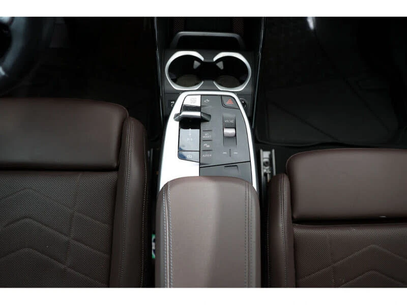 BMW X1 xDrive28i * CARFAX * АвтоКредит* (ЦЕНА ДО БГ), снимка 15 - Автомобили и джипове - 53264559