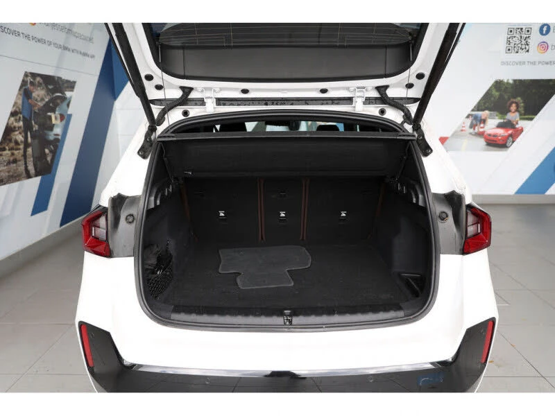 BMW X1 xDrive28i * CARFAX * АвтоКредит* (ЦЕНА ДО БГ), снимка 9 - Автомобили и джипове - 53264559