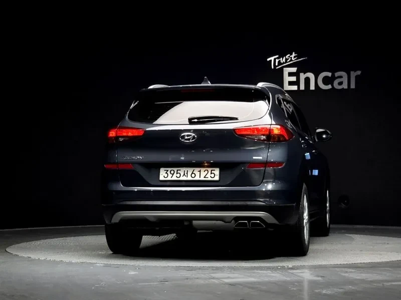 Hyundai Tucson 2.0 4Wd Modern, снимка 4 - Автомобили и джипове - 53366250