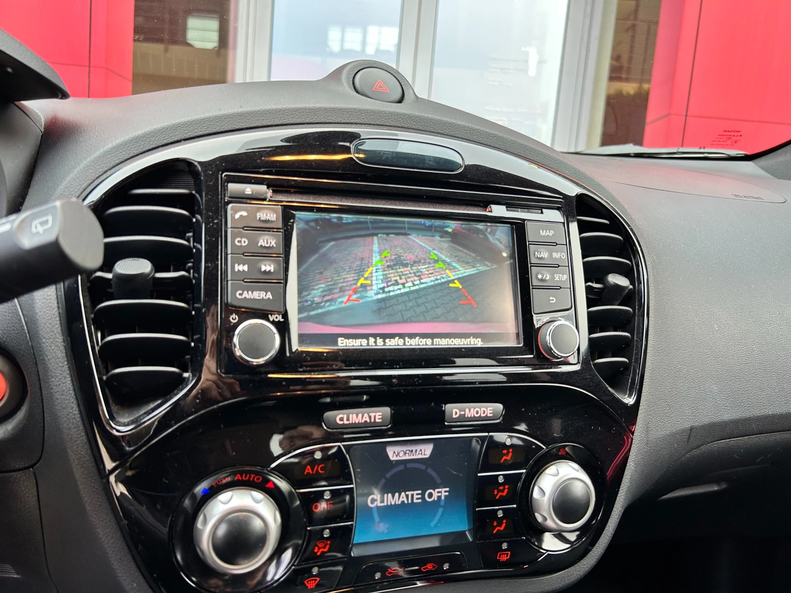 Nissan Juke 1.6Turbo 4x4 A/T - изображение 5