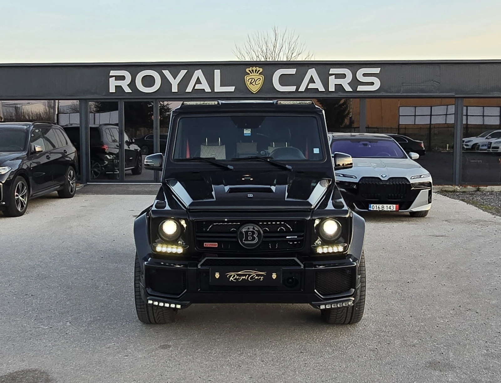 Mercedes-Benz G 63 AMG BRABUS 700* Designo* Obduhvane* Pogdrev, снимка 2 - Автомобили и джипове - 53877415