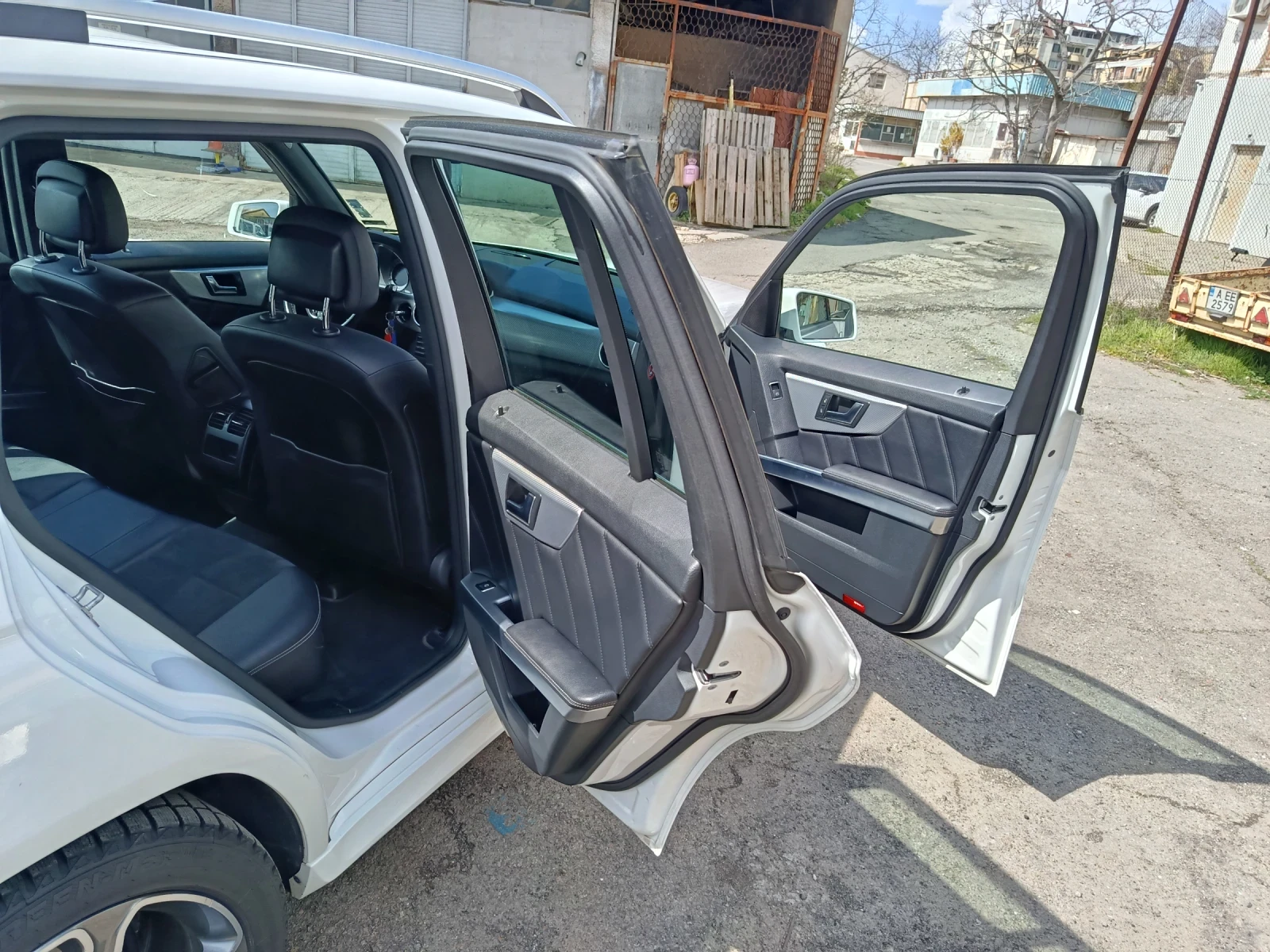 Mercedes-Benz GLK, снимка 9 - Автомобили и джипове - 54006146