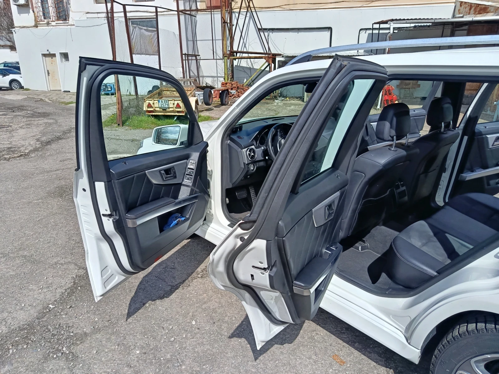 Mercedes-Benz GLK, снимка 12 - Автомобили и джипове - 54006146