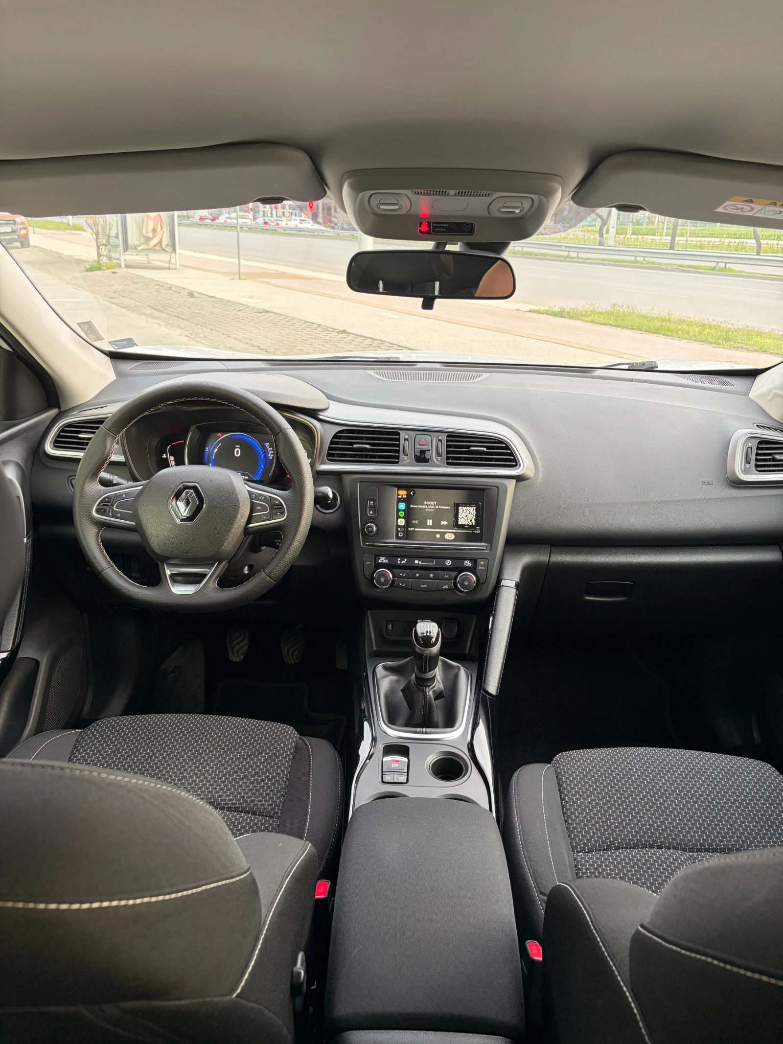 Renault Kadjar 1.5 DCI, снимка 11 - Автомобили и джипове - 54176438