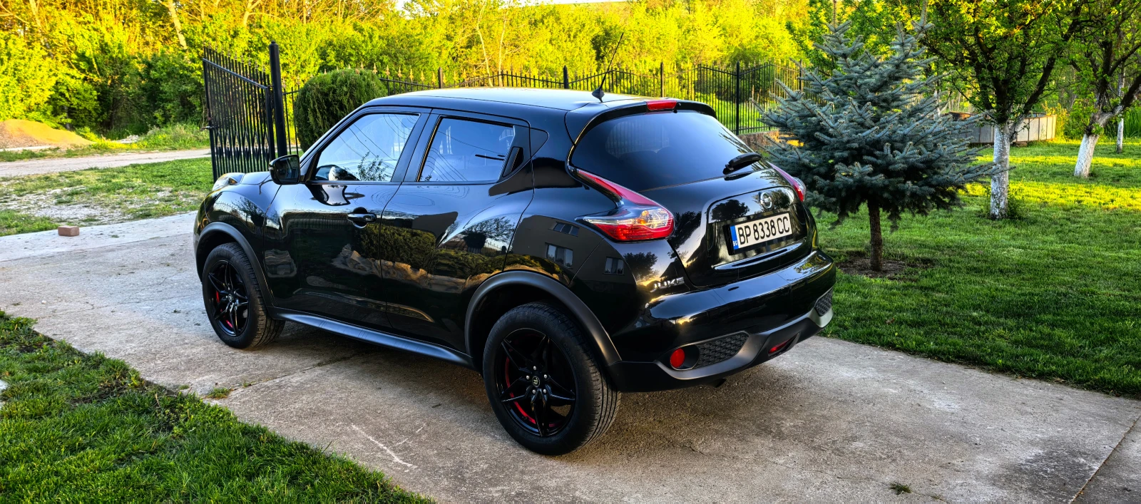Nissan Juke 1.6i, снимка 6 - Автомобили и джипове - 54327216