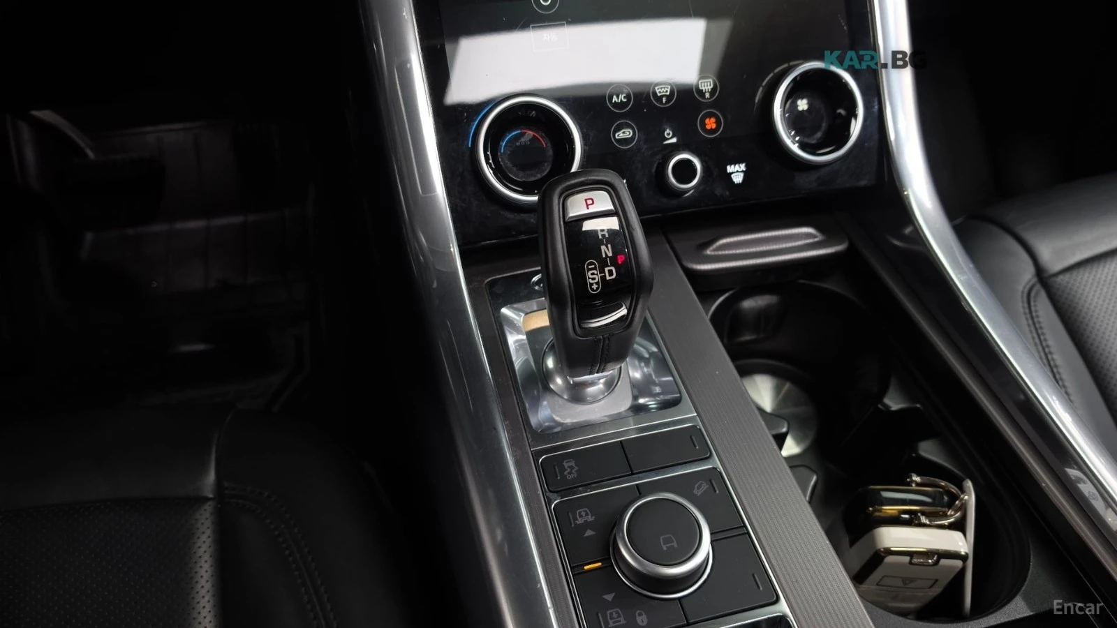 Land Rover Range Rover Sport * 3.0SDV6* КОЖА* ПОДГРЕВ* ОБДУХВАНЕ* ПАНОРАМА* , снимка 9 - Автомобили и джипове - 54812588