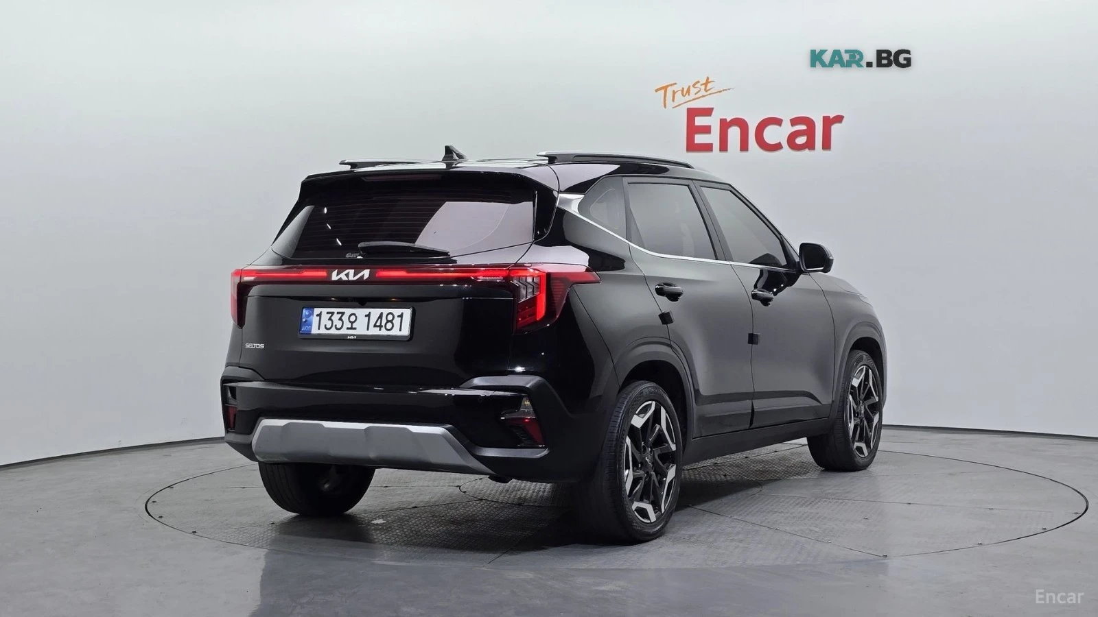 Kia Seltos 1.6T* Signature* ПОДГРЕВ* ОБДУХВАНЕ* 360* КОЖА* , снимка 2 - Автомобили и джипове - 55819236