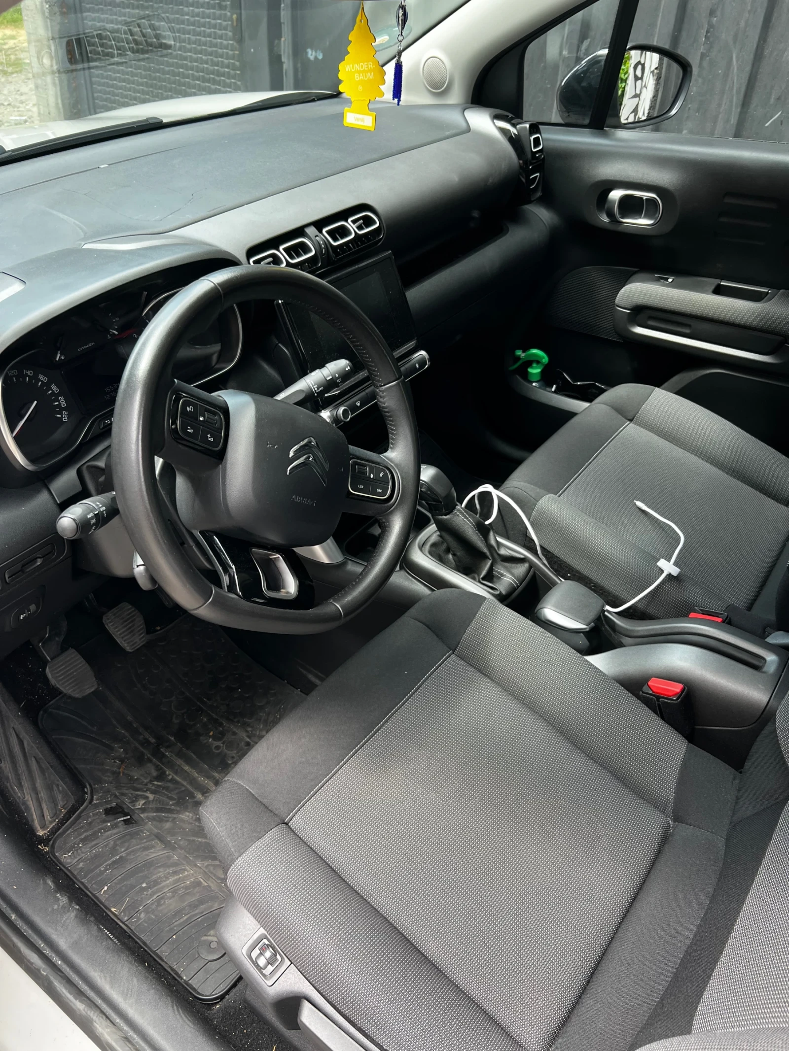 Citroen C3 Aircross, снимка 3 - Автомобили и джипове - 55878146