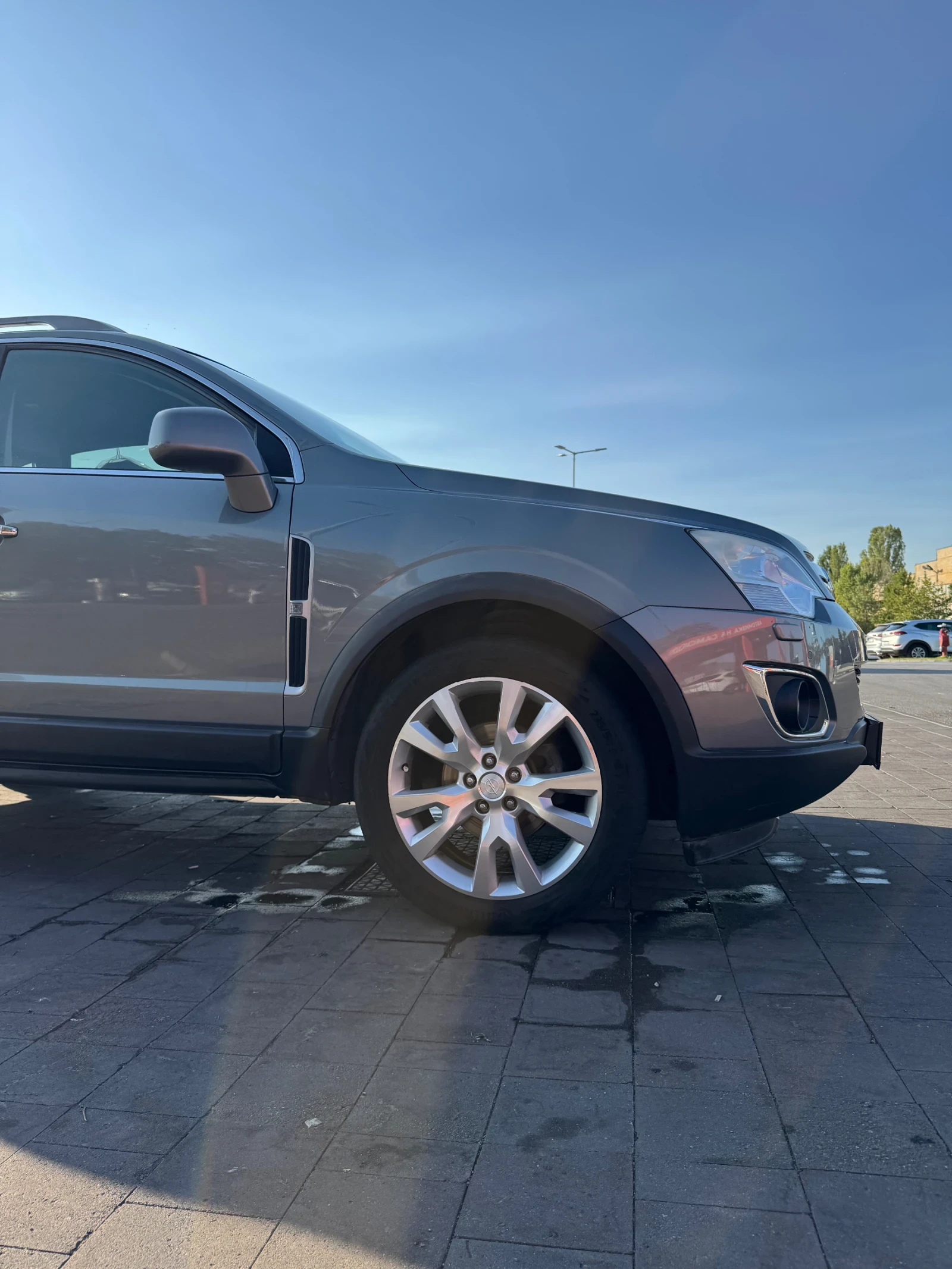 Opel Antara, снимка 4 - Автомобили и джипове - 56184812