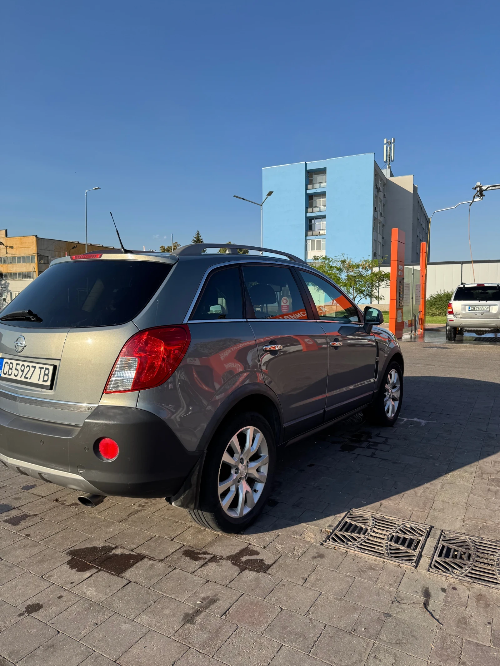 Opel Antara, снимка 3 - Автомобили и джипове - 56184812