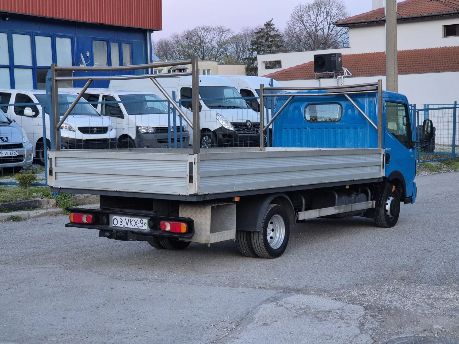Renault Maxity 2.5  3500KG   163000!!! - изображение 7