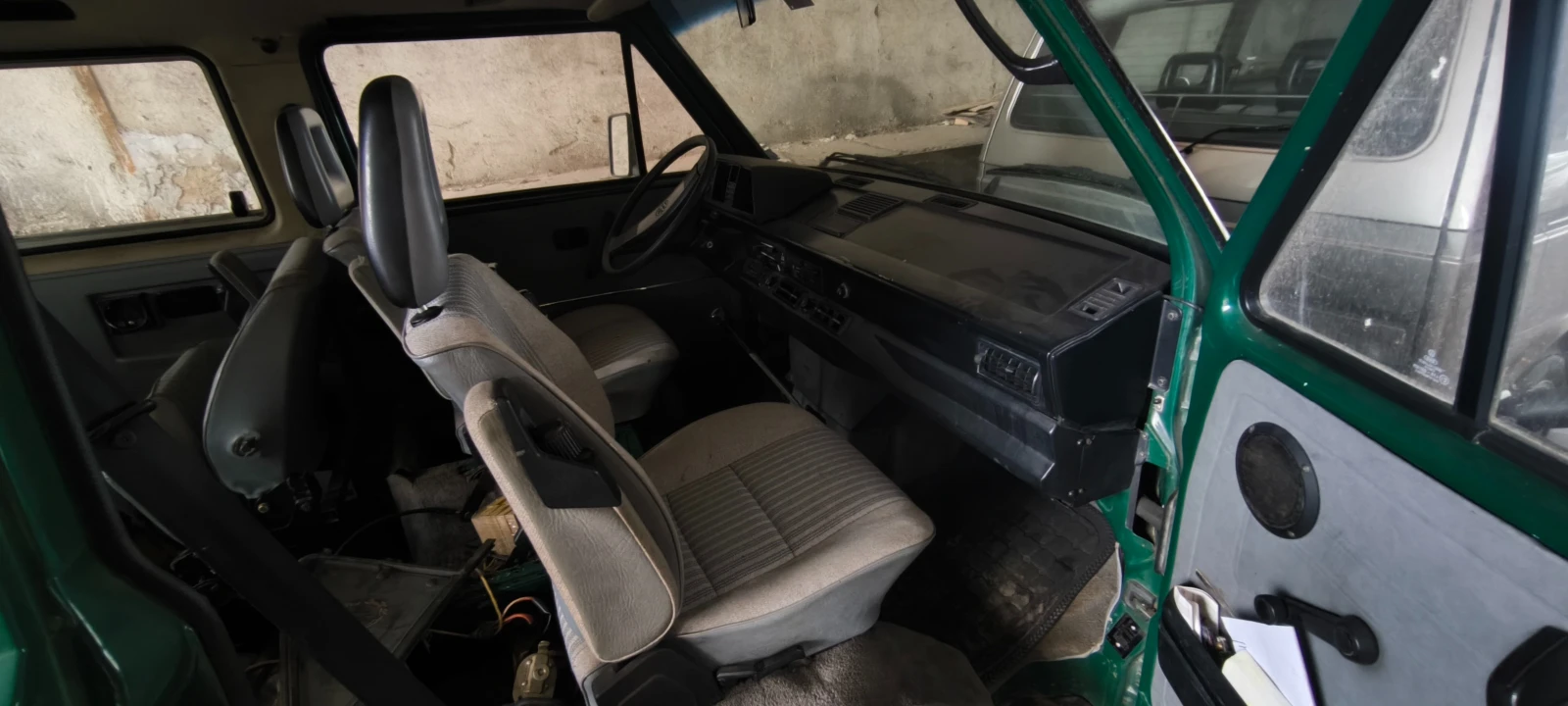 VW T3 Multivan Syncro, снимка 5 - Бусове и автобуси - 54019859