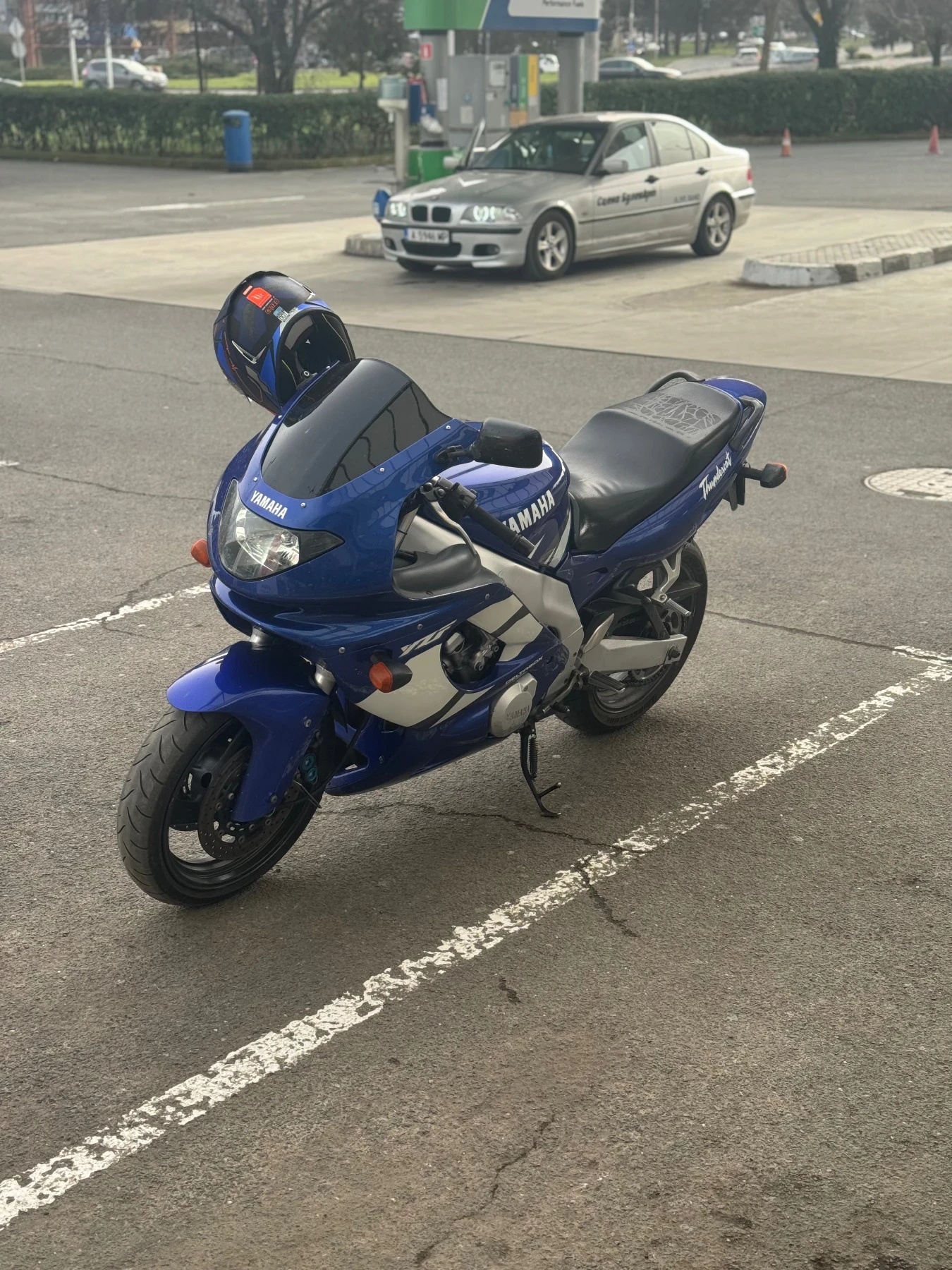 Yamaha Yzf