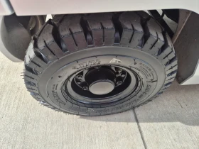 Мотокар Nissan КОМПАКТЕН / КОНТЕЙНЕРЕН ТИП / АВТОМАТ / КАТО НОВ !, снимка 15