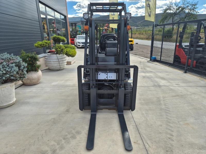 Мотокар Nissan КОМПАКТЕН / КОНТЕЙНЕРЕН ТИП / АВТОМАТ / КАТО НОВ !, снимка 8 - Индустриална техника - 52008958