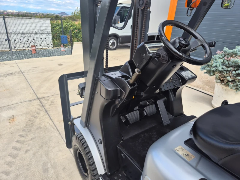 Мотокар Nissan КОМПАКТЕН / КОНТЕЙНЕРЕН ТИП / АВТОМАТ / КАТО НОВ !, снимка 9 - Индустриална техника - 52008958