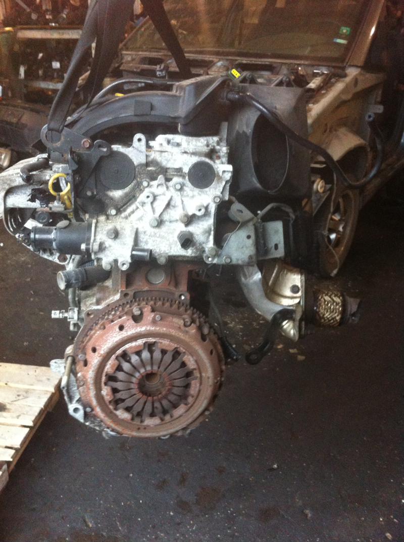 Двигател за Renault Megane, снимка 1 - Части - 11669681