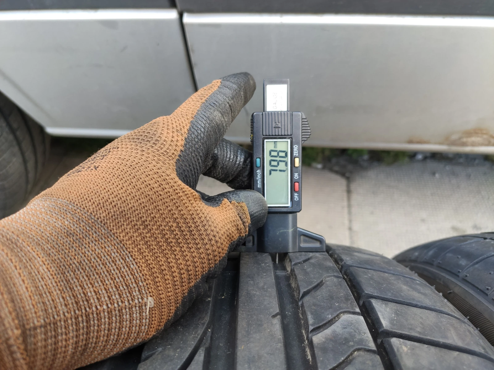  215/40R17 | Mobile.bg   7