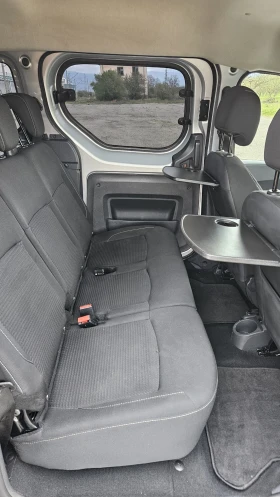 Dacia Dokker 1.6 SCe / фабрична Газ , снимка 10