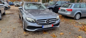 Mercedes-Benz E 220 4 MATIK, снимка 1