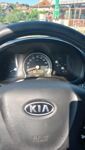 Kia Carnival - 9500 лв. / 4857.27 € - 91466292 2