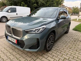 BMW iX1 eDrive20 = M-Sport  / Гаранция - 43900 € - 73045425 3