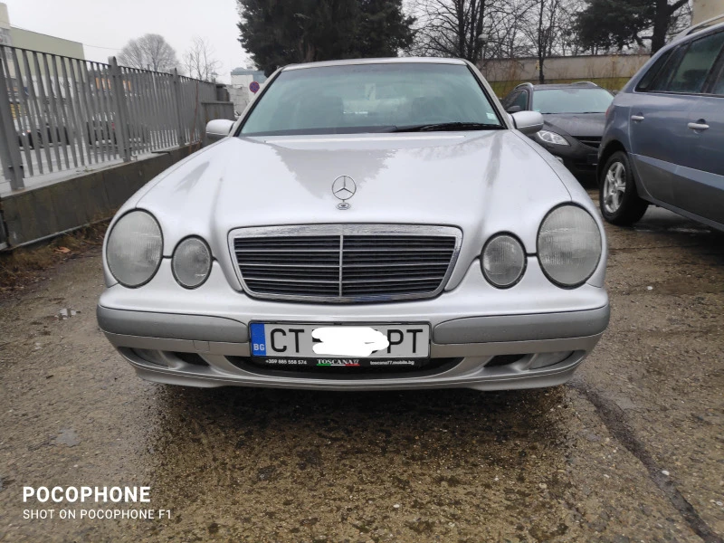 Mercedes-Benz E 200 KOMPRESSOR, снимка 2 - Автомобили и джипове - 39492993