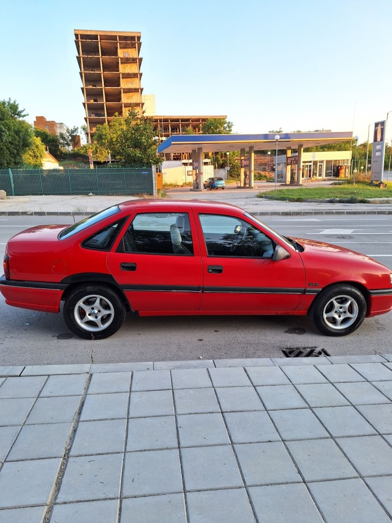 Opel Vectra 2.0 115, снимка 3 - Автомобили и джипове - 46066922