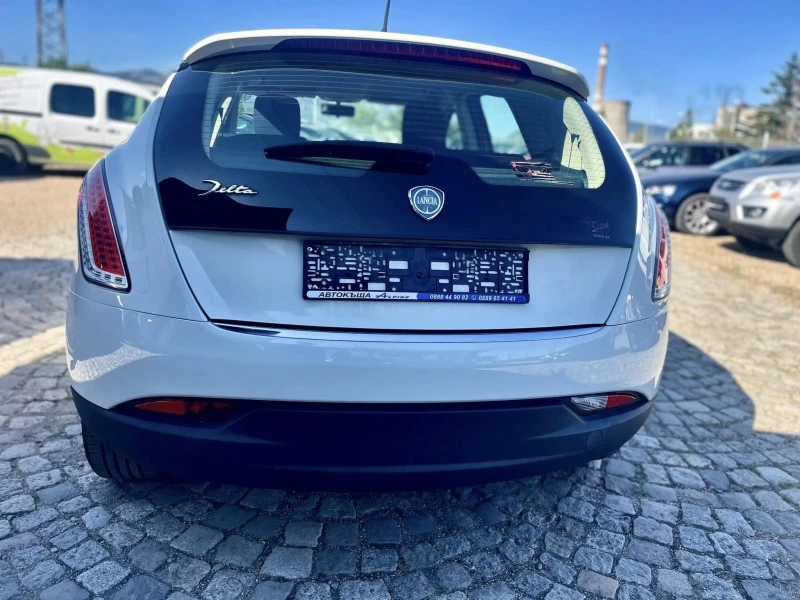 Lancia Delta 1.4 GAZ, снимка 4 - Автомобили и джипове - 46781857