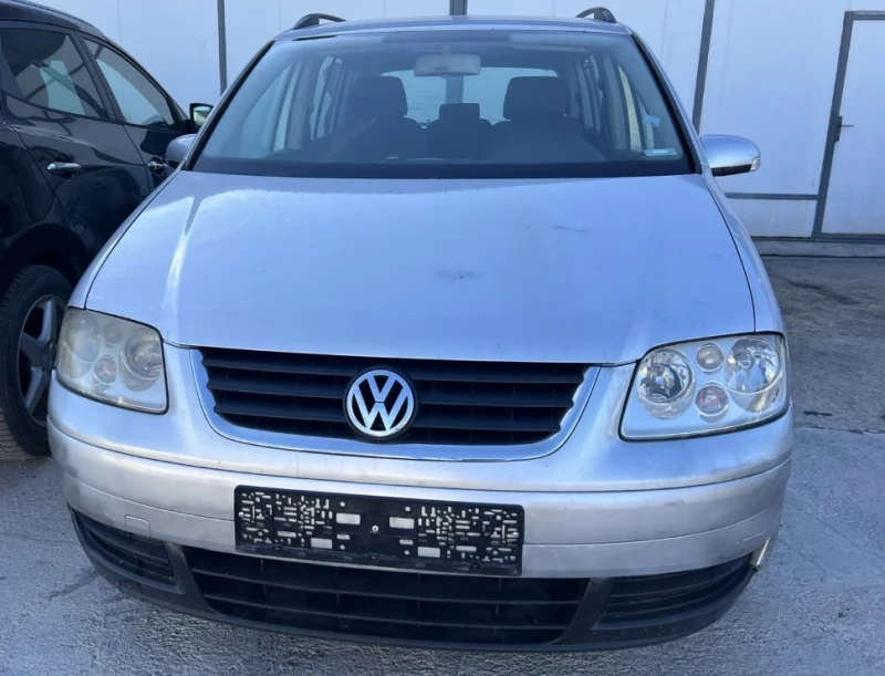 VW Touran 1.9tdi, снимка 2 - Автомобили и джипове - 49456282