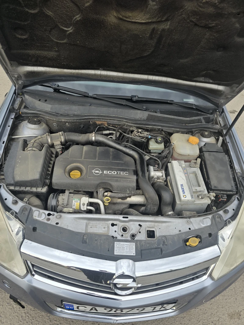 Opel Astra 1.7cdti, снимка 13 - Автомобили и джипове - 52787033