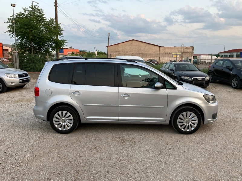 VW Touran 1.4- 7 местен, снимка 8 - Автомобили и джипове - 50659373