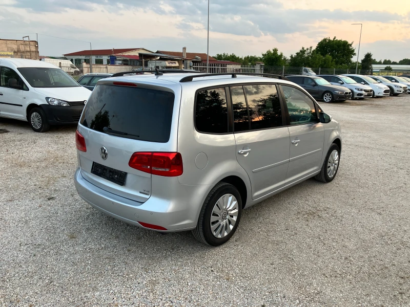 VW Touran 1.4- 7 местен, снимка 7 - Автомобили и джипове - 50659373