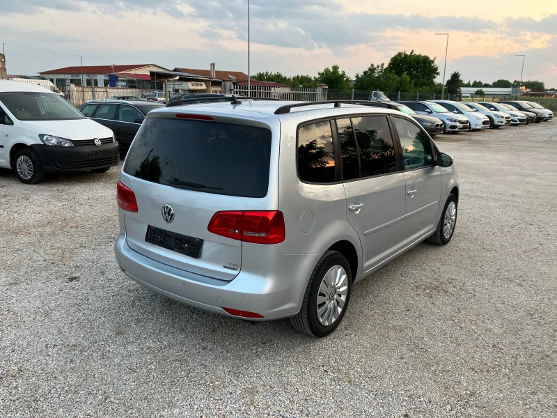 VW Touran 1.4- 7 местен, снимка 6 - Автомобили и джипове - 50659373