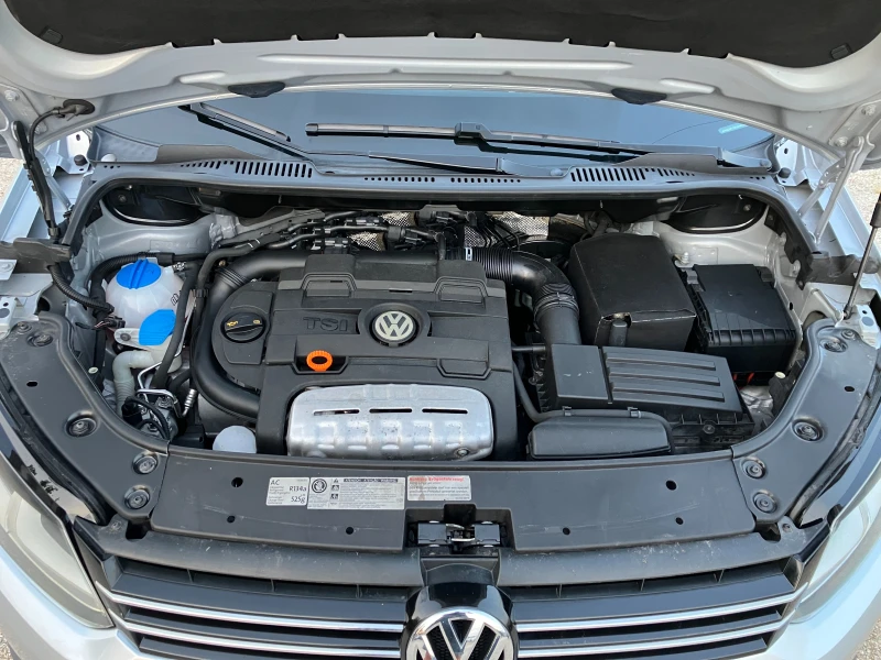 VW Touran 1.4- 7 местен, снимка 15 - Автомобили и джипове - 50659373