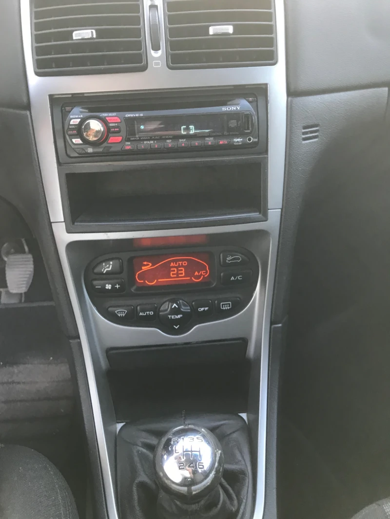 Peugeot 307 SW, снимка 8 - Автомобили и джипове - 52311750