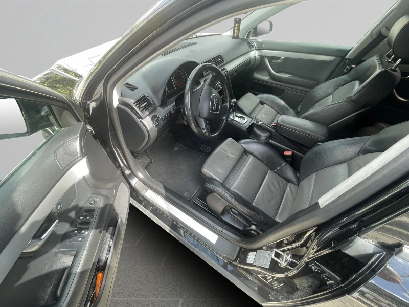 Audi A4 3.0TDI, снимка 11 - Автомобили и джипове - 51882378