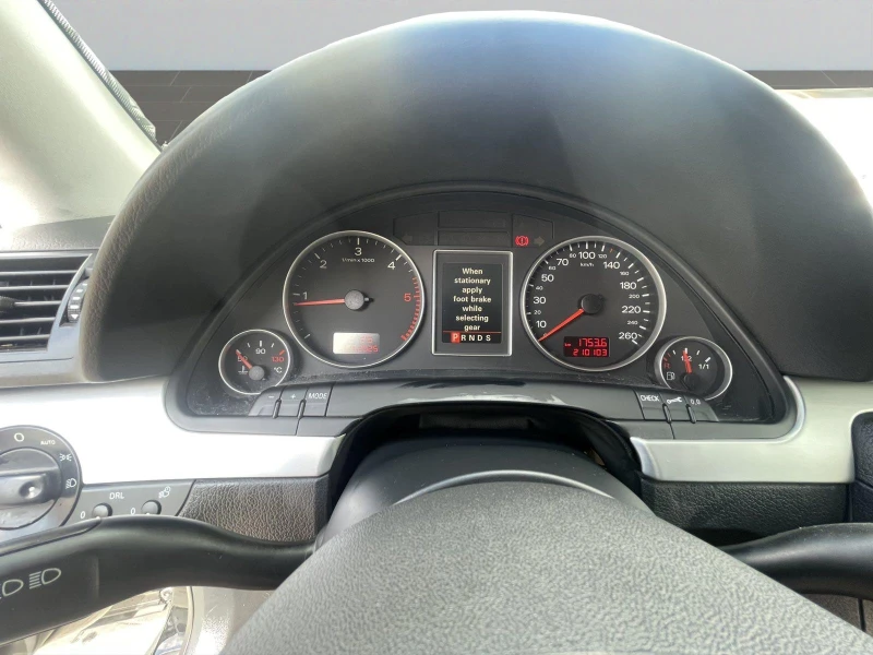 Audi A4 3.0TDI, снимка 13 - Автомобили и джипове - 51882378