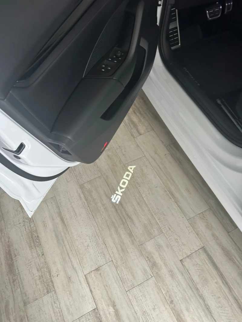 Skoda Octavia TDI, снимка 8 - Автомобили и джипове - 52586310