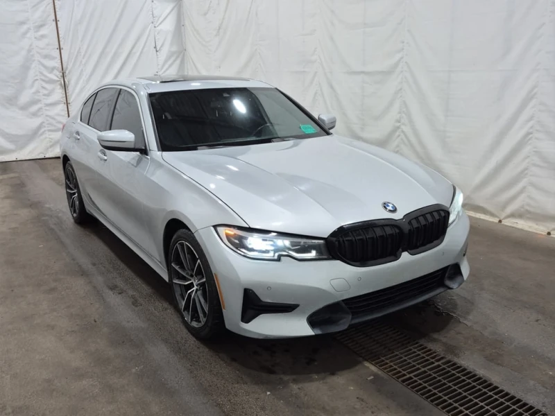 BMW 330 * 330I XDRIVE * CARFAX * БЕЗ ПЪРВОНАЧАЛНА ВНОСКА, снимка 2 - Автомобили и джипове - 52662195