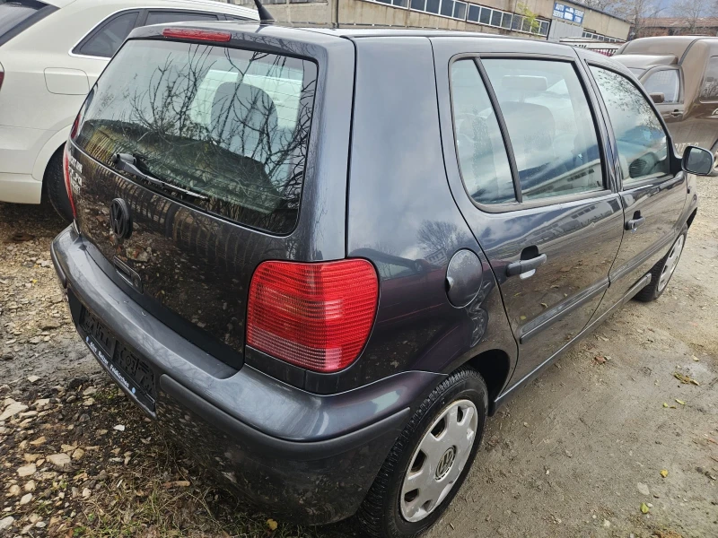 VW Polo 1.4i, снимка 8 - Автомобили и джипове - 52695569