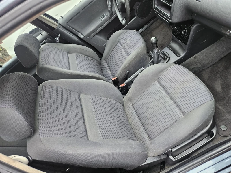 VW Polo 1.4i, снимка 5 - Автомобили и джипове - 52695569