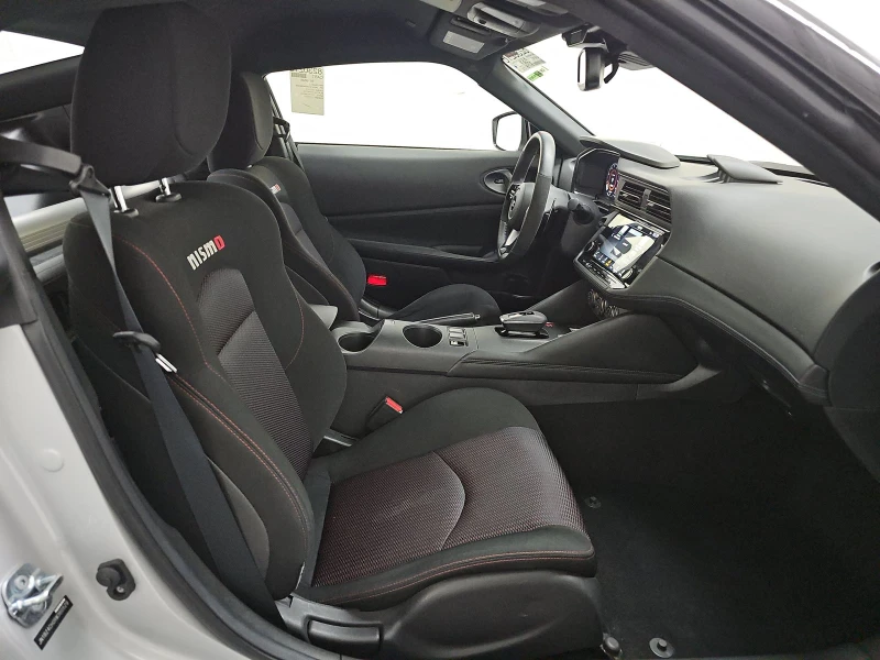 Nissan 370Z Z NISMO Twin Turbo V6, снимка 9 - Автомобили и джипове - 53183374